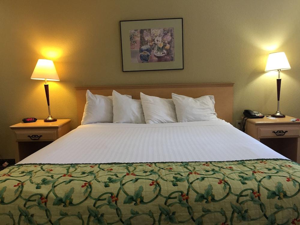 Surestay Hotel By Best Western Ukiah Esterno foto