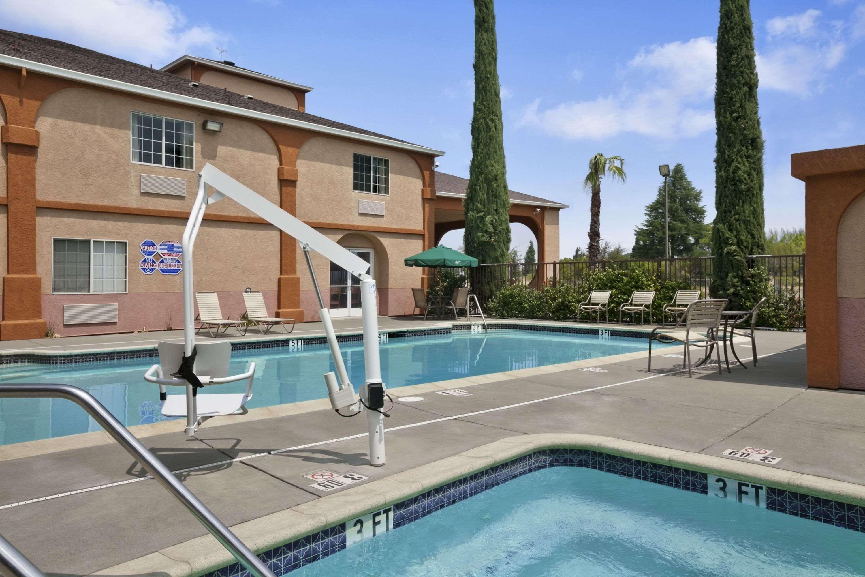 Surestay Hotel By Best Western Ukiah Esterno foto