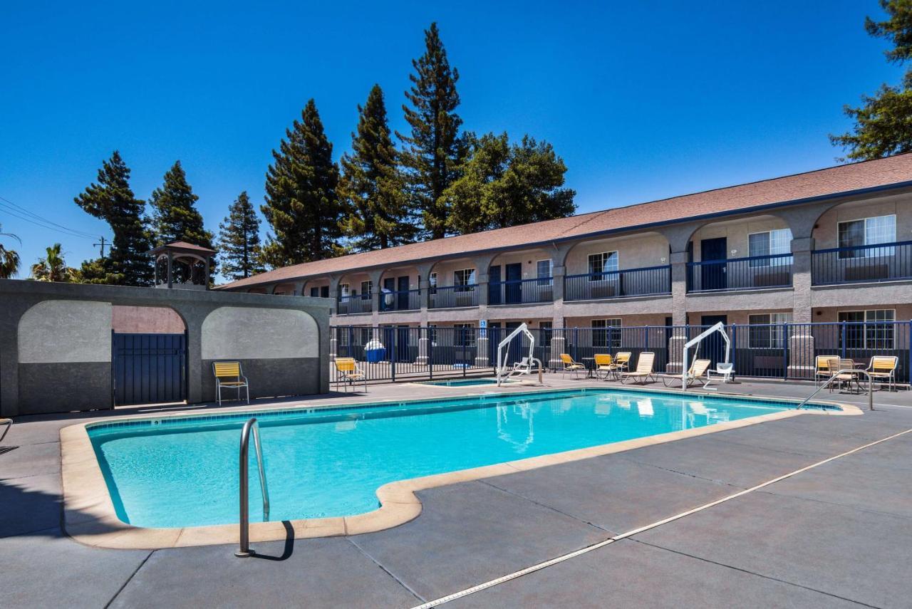 Surestay Hotel By Best Western Ukiah Esterno foto